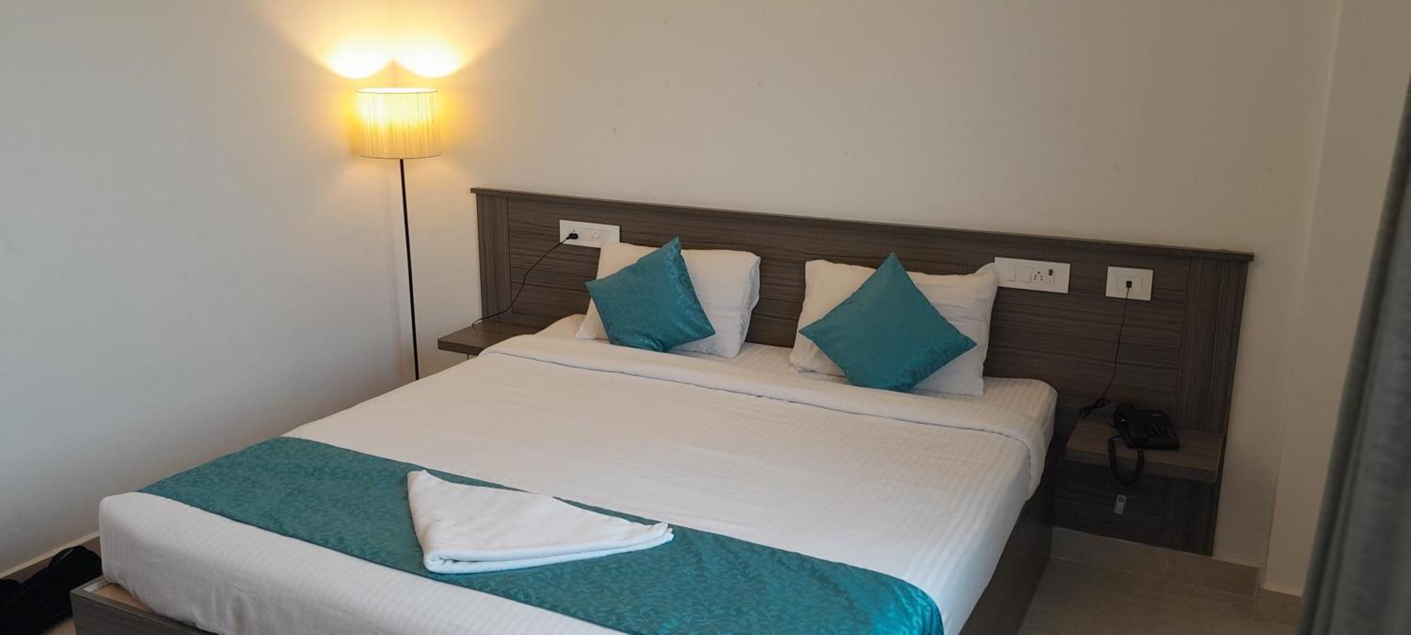 Le Poshe Beachview - Tie Hotels & Resorts Puduččéri Pokoj fotografie